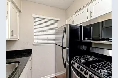 2401 Manor Road #120, Austin, TX 78722 - Photo 21