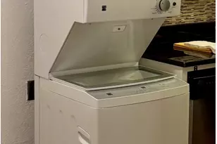 2401 Manor Rd, Austin, TX 78722 - Photo 11