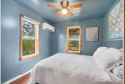 10843 US Highway 90 W, Harwood, TX 78632 - Photo 11