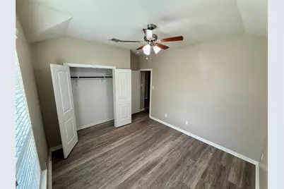 4512 Chestnut Meadows Bend, Georgetown, TX 78626 - Photo 9