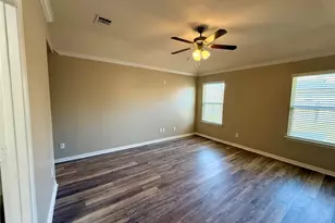 4512 Chestnut Meadows Bend, Georgetown, TX 78626 - Photo 15