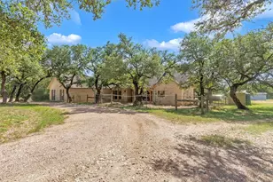 1120 Meadow Ridge Dr, Dripping Springs, TX 78620 - Photo 3