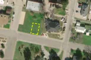 164 S Manse Ave, Giddings, TX 78942 - Photo 1