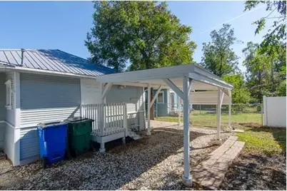 619 Talbot Street, Taylor, TX 76574 - Photo 17