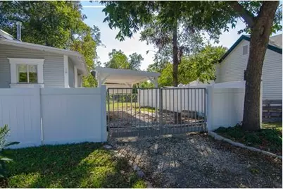 619 Talbot Street, Taylor, TX 76574 - Photo 19