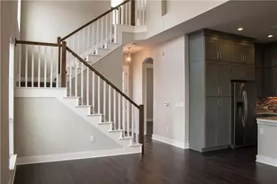 1013 Banyon St, Austin, TX 78757 - Photo 5