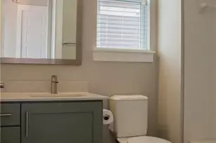 1013 Banyon St, Austin, TX 78757 - Photo 11