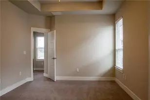 1013 Banyon St, Austin, TX 78757 - Photo 17