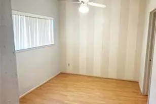 806 W 24th St, Austin, TX 78705 - Photo 15