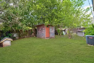 8203 Colony Loop Dr, Austin, TX 78724 - Photo 11