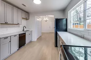 1108 Vasquez St, Austin, TX 78741 - Photo 15