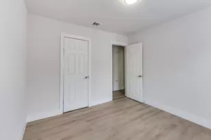 1108 Vasquez St, Austin, TX 78741 - Photo 23