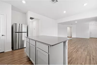 388 Barcelona, Kyle, TX 78640 - Photo 13