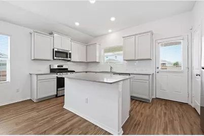 388 Barcelona, Kyle, TX 78640 - Photo 11