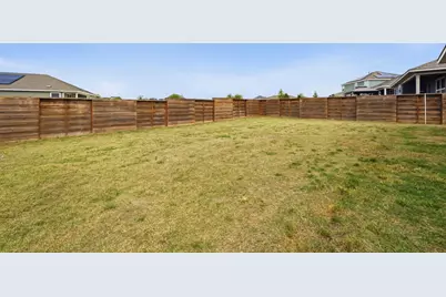 388 Barcelona, Kyle, TX 78640 - Photo 23