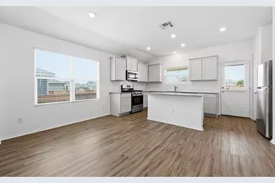 388 Barcelona, Kyle, TX 78640 - Photo 9