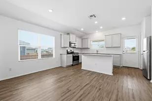 388 Barcelona, Kyle, TX 78640 - Photo 9