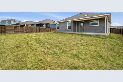 388 Barcelona, Kyle, TX 78640 - Photo 23