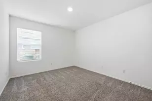 388 Barcelona, Kyle, TX 78640 - Photo 19