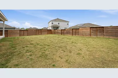 388 Barcelona, Kyle, TX 78640 - Photo 25