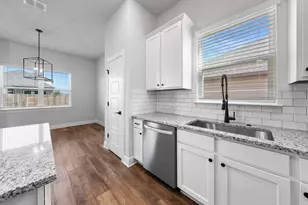 309 Lt John Decker Dr, San Marcos, TX 78666 - Photo 7