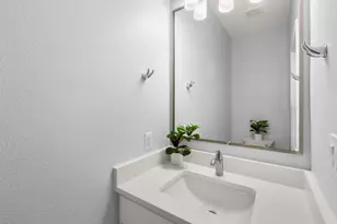 1136 Country Road 484 Rd, Elgin, TX 78621 - Photo 17