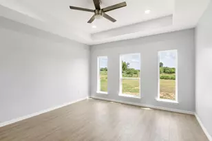 1136 Country Road 484 Rd, Elgin, TX 78621 - Photo 17