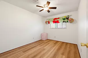 501 Meadow Dr, Rockdale, TX 76567 - Photo 11