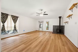 501 Meadow Dr, Rockdale, TX 76567 - Photo 1