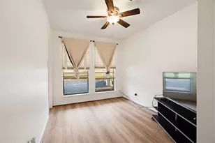 501 Meadow Dr, Rockdale, TX 76567 - Photo 9