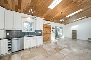 2404 Barton Skyway, Austin, TX 78704 - Photo 5