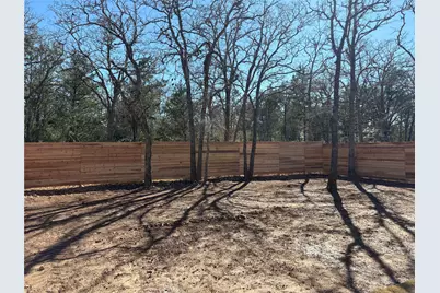 211 Big Bow, Smithville, TX 78957 - Photo 13