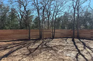 211 Big Bow, Smithville, TX 78957 - Photo 13