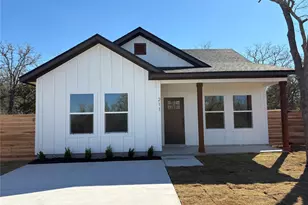 211 Big Bow, Smithville, TX 78957 - Photo 1