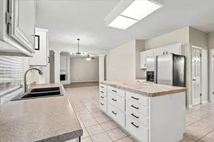 5916 Rickerhill Ln, Austin, TX 78739 - Photo 15