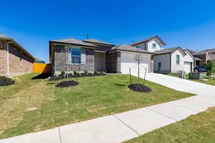 237 Sky Meadows Cir, San Marcos, TX 78666 - Photo 3