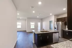 237 Sky Meadows Cir, San Marcos, TX 78666 - Photo 5