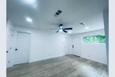 7107 Guadalupe Street #C, Austin, TX 78752 - Photo 5