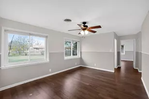 105 Shannon Ln, Georgetown, TX 78628 - Photo 3