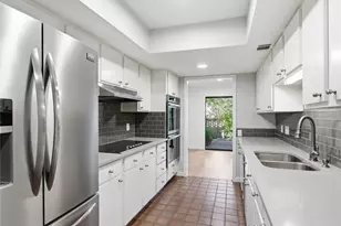 48 Woodstone Square, Austin, TX 78703 - Photo 31