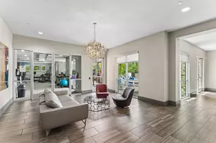 1900 Barton Springs Rd, Austin, TX 78704 - Photo 29