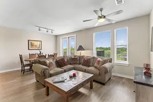 1900 Barton Springs Rd, Austin, TX 78704 - Photo 17