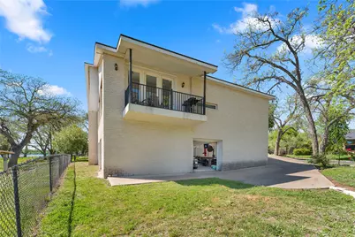 319 Meadowlakes Drive, Marble Falls, TX 78654 - Photo 21