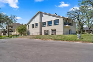 319 Meadowlakes Dr, Marble Falls, TX 78654 - Photo 23