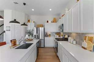 13717 Tucker Hedge Pass, Elgin, TX 78621 - Photo 11