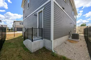 9105 Hamadryas Dr, Austin, TX 78744 - Photo 27