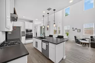 9105 Hamadryas Dr, Austin, TX 78744 - Photo 7