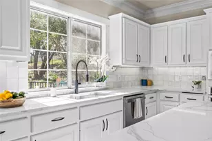 5901 Round Table Cove, Austin, TX 78746 - Photo 9