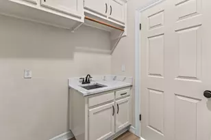 5901 Round Table Cove, Austin, TX 78746 - Photo 11