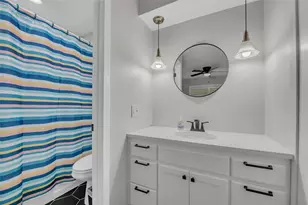 3400 Laguna Dr, Austin, TX 78741 - Photo 13